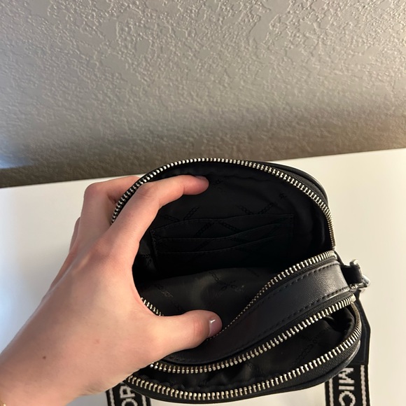 Michael Kors Black Crossbody with Logo Strap - Picture 4 of 6